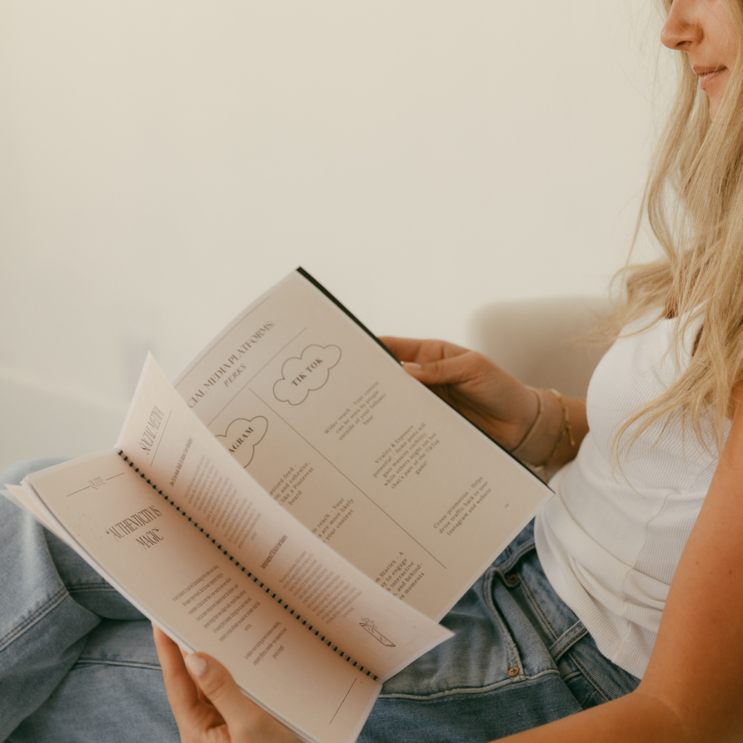 How to Become a Virtual Event Planner: E -Book